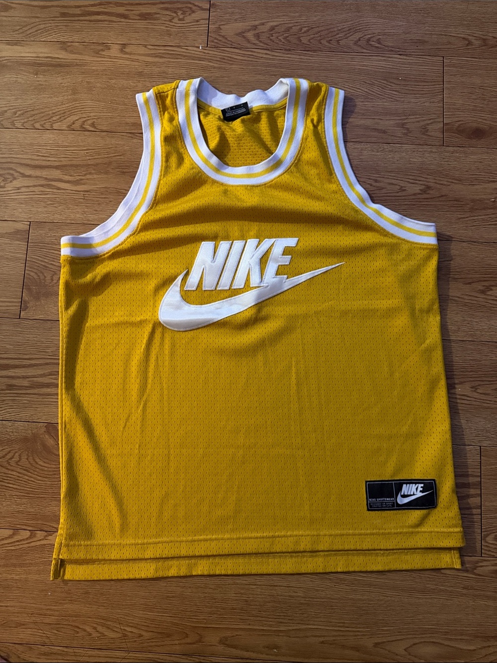 Nike Men’s Yellow and White Basketball Jersey